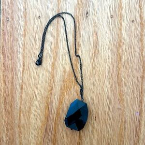 Black jewel pendant- vintage (not a precious stone)